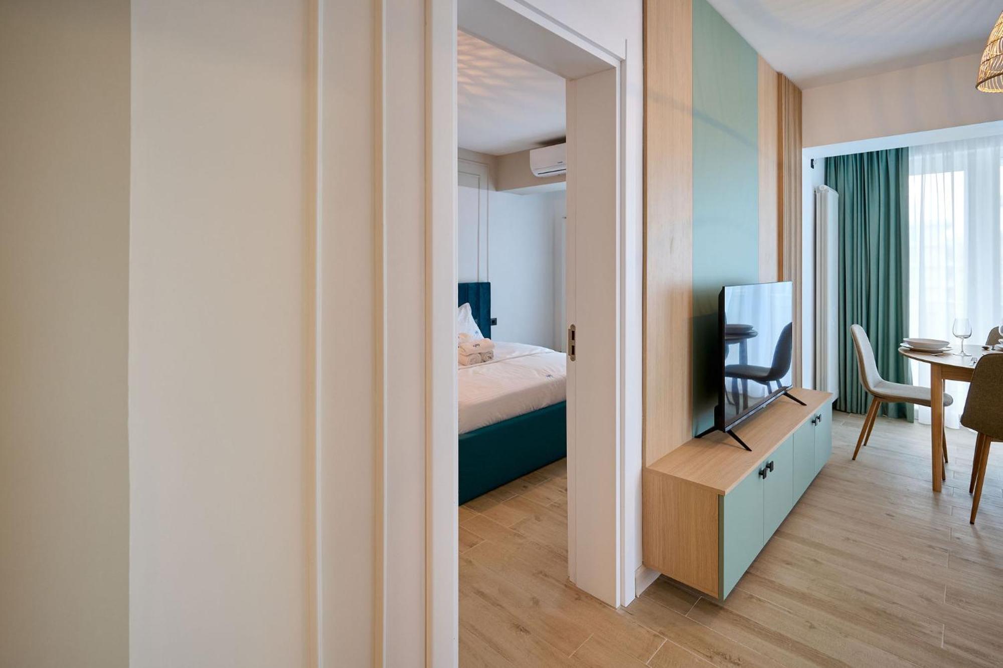 Summer Residence Apartment In Infinity Beach Resort - Parking Mamaia Εξωτερικό φωτογραφία