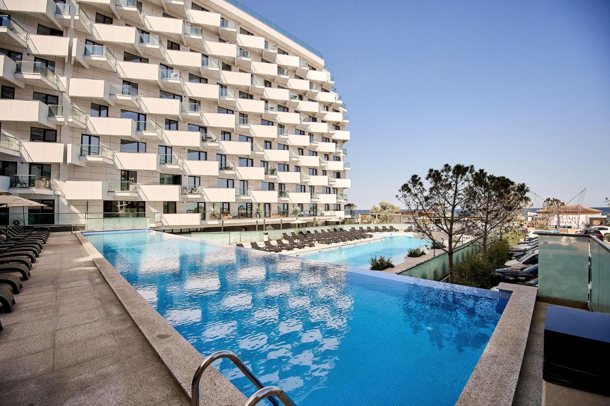 Summer Residence Apartment In Infinity Beach Resort - Parking Mamaia Εξωτερικό φωτογραφία